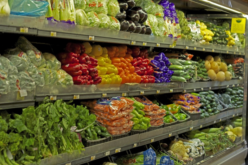 magasin-CARNOULES-min_vegetables_supermarket_food_market_fresh_shopping_healthy_grocery-1092786